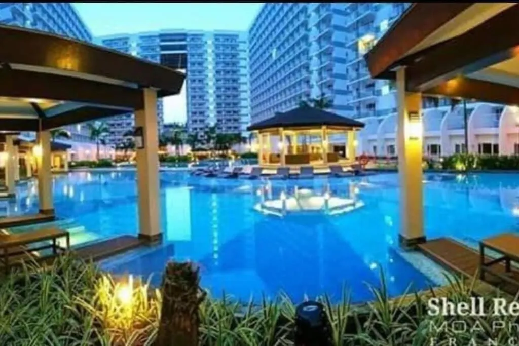 Apartment Shell Residence C22 Shortwalk Moa Balcony Poolview Manila